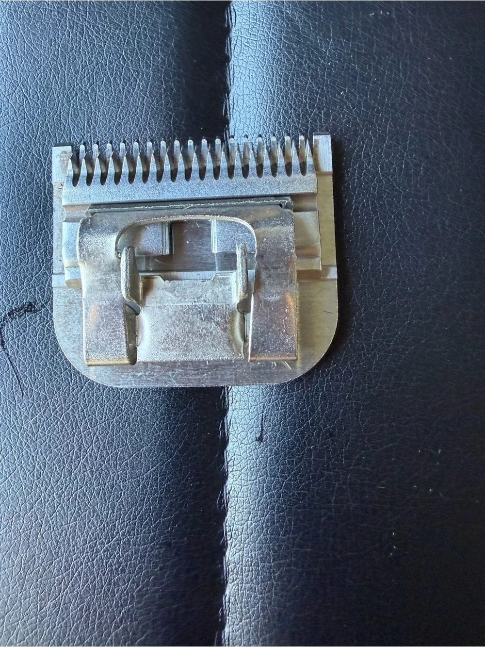 Oster 76 Detachable Clipper Blade Lot 000 0A 2.4mm Barber Grooming